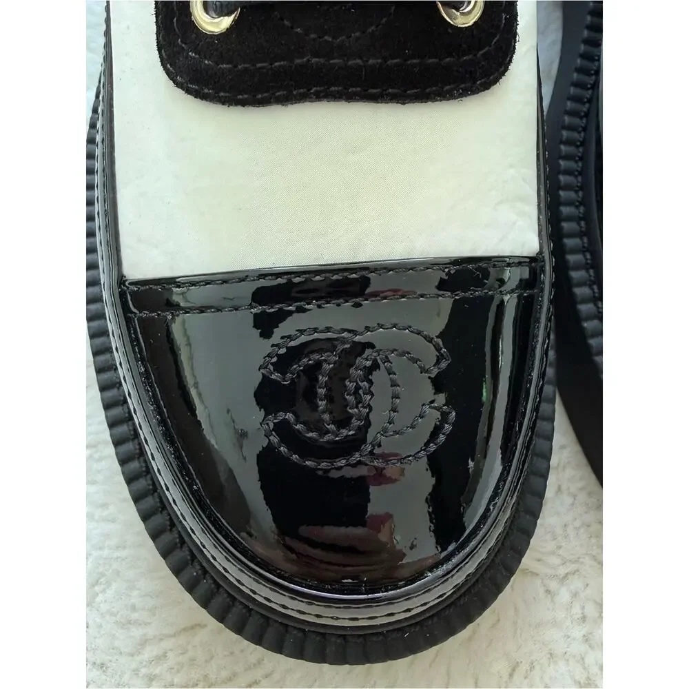 CHANEL women black/white women laces up platform shoes size 36 EU Retail 1275$
